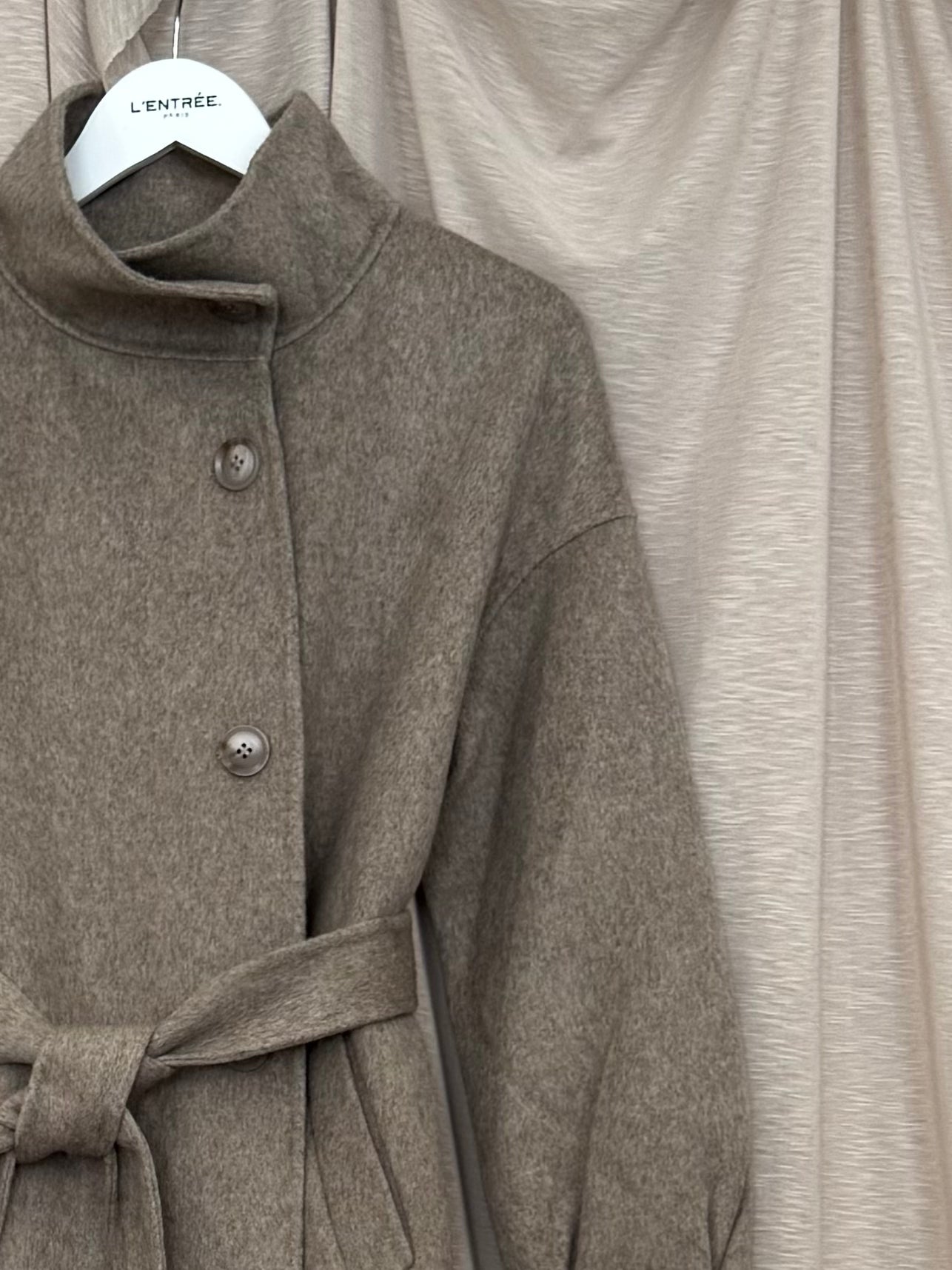 Manteau enveloppant couleur sable