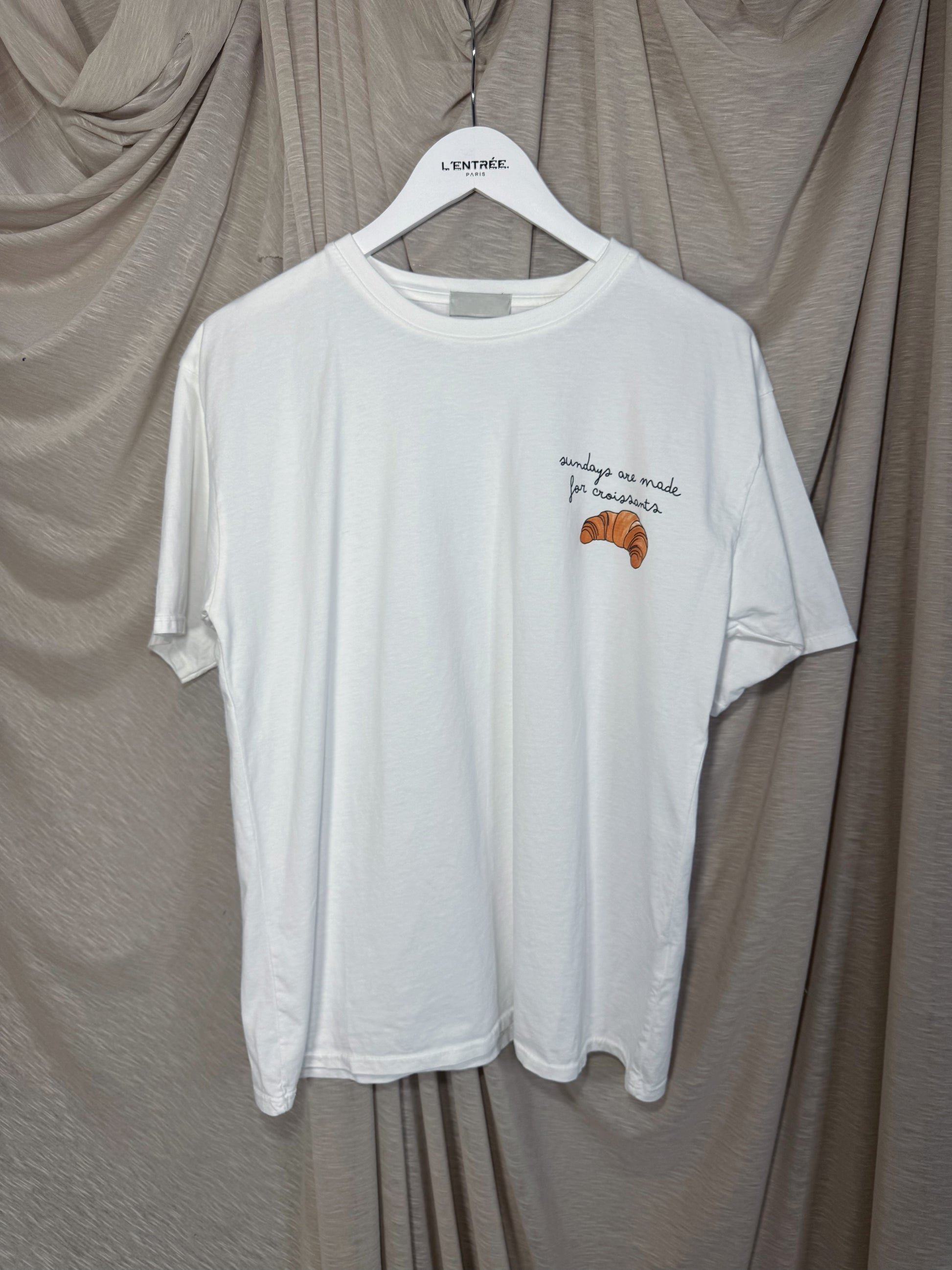 T-shirt oversize avec patch croissant en couleur gris et blanc