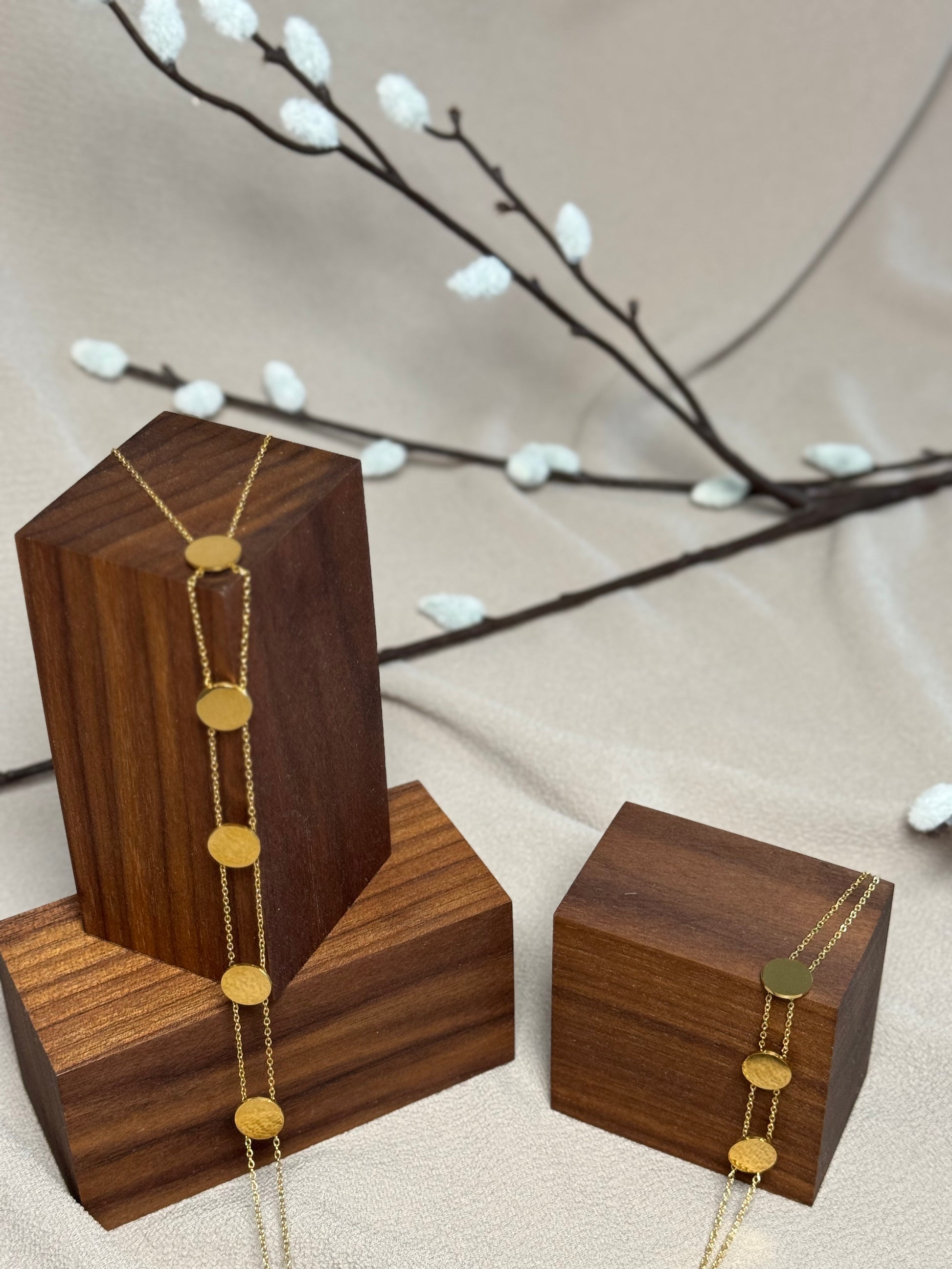 Bracelet avec petits ronds enchainés