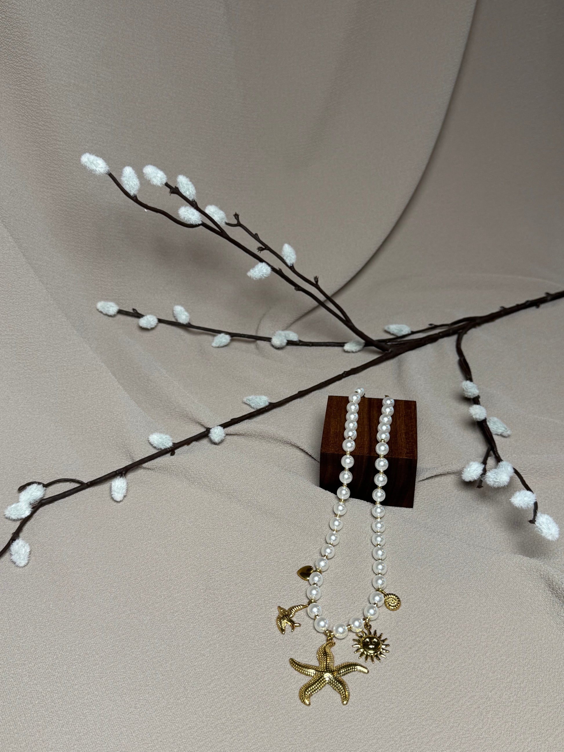 Collier le monde sous-marin avec des perles