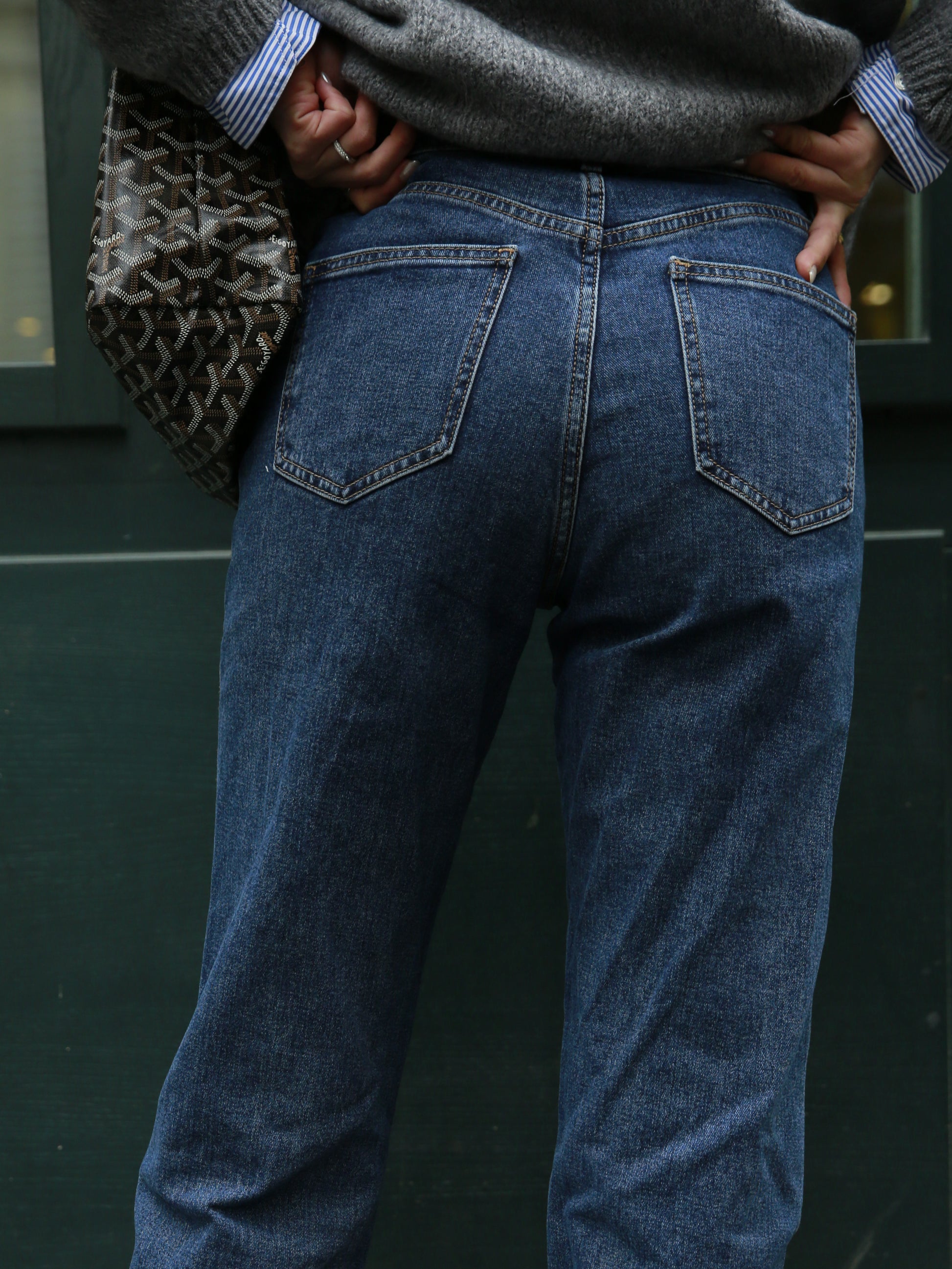 Jean en denim droit en couleur bleu délavé