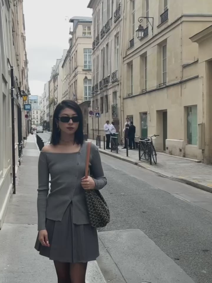 Cardigan coupe ajustée en couleur grise unie