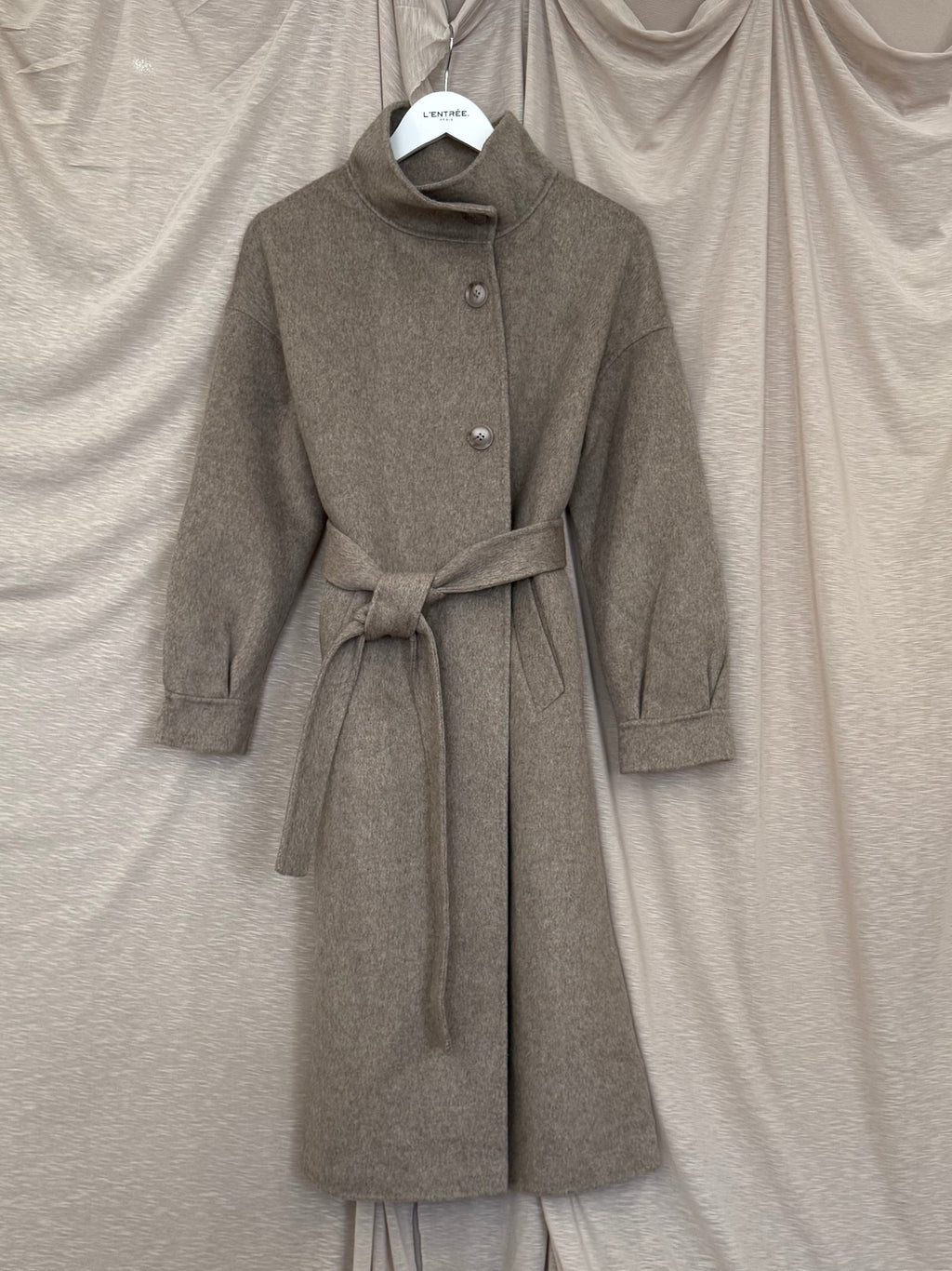 Manteau enveloppant couleur sable