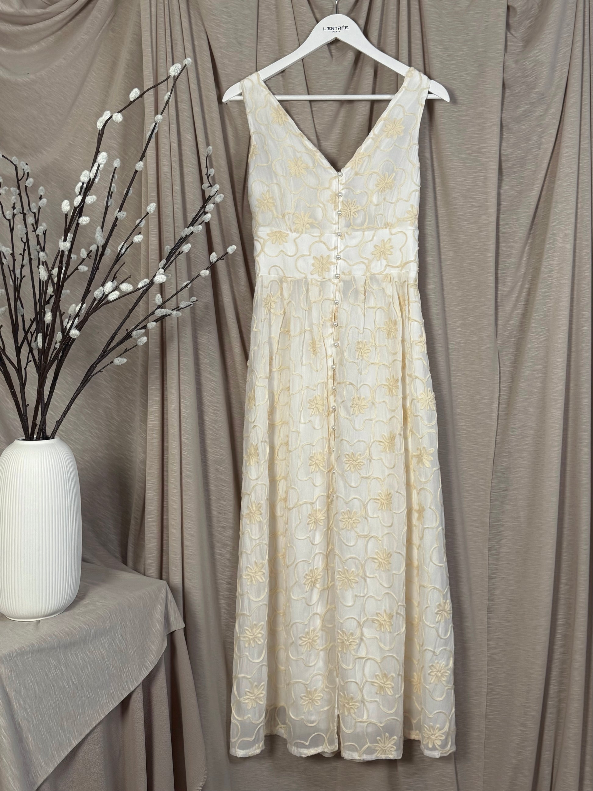 Robe en brodé fleurs